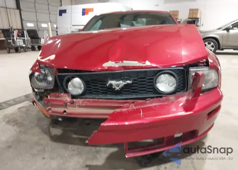 2005 Ford Mustang Gt Deluxe/Gt Premium из США, поврежденный, VIN 1ZVHT82H255173232